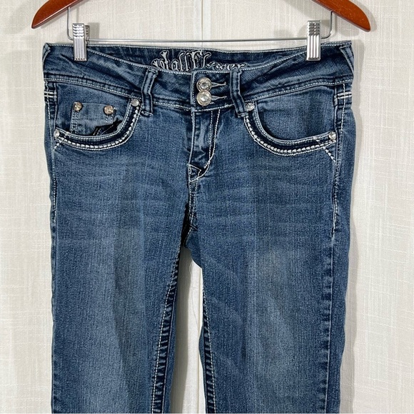 Wallflower Bootcut Bedazzled Back Pockets Blue Denim Jeans Size 9 - Picture 2 of 12